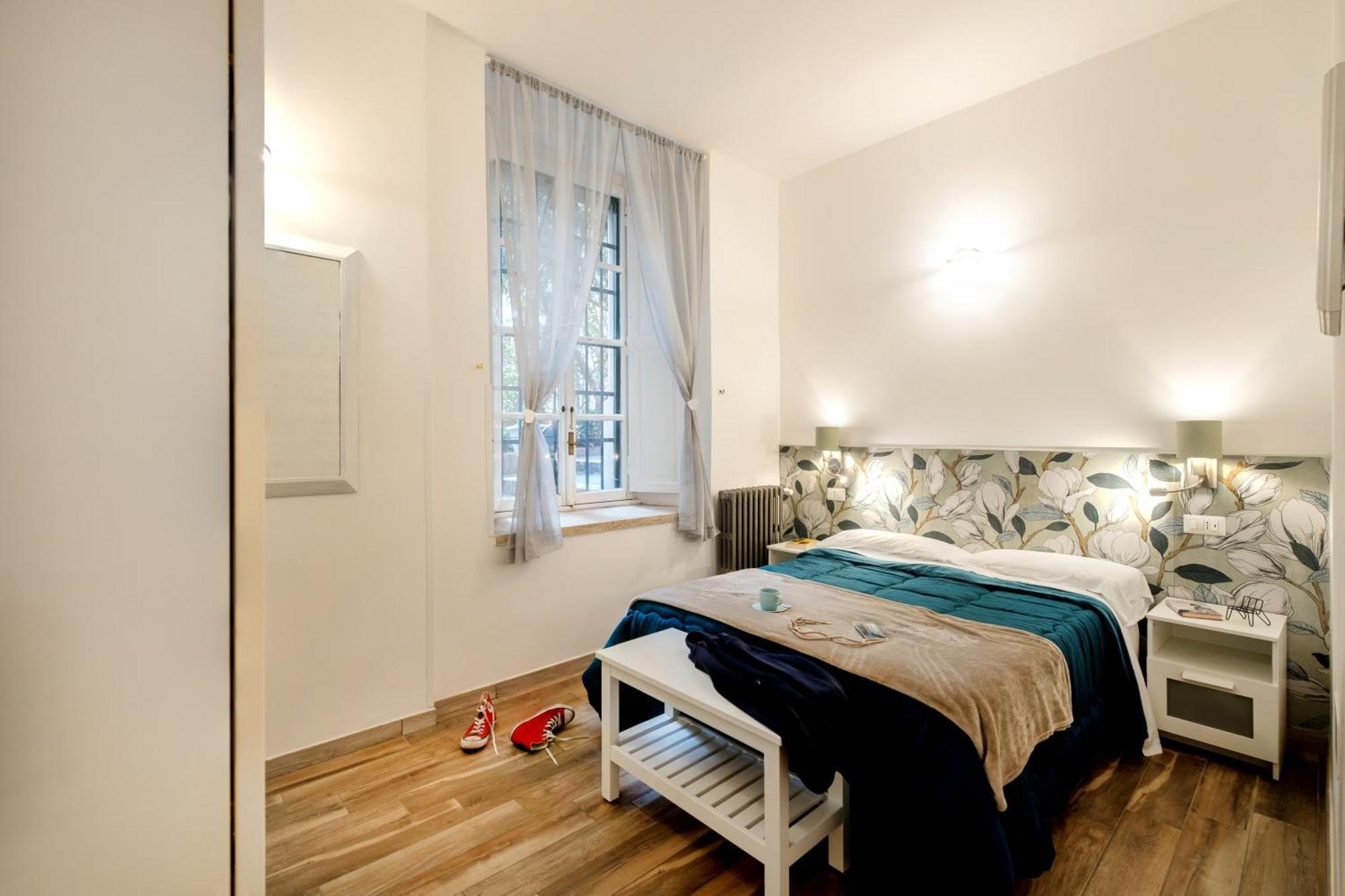 Vatican36 Guest House Рим Экстерьер фото
